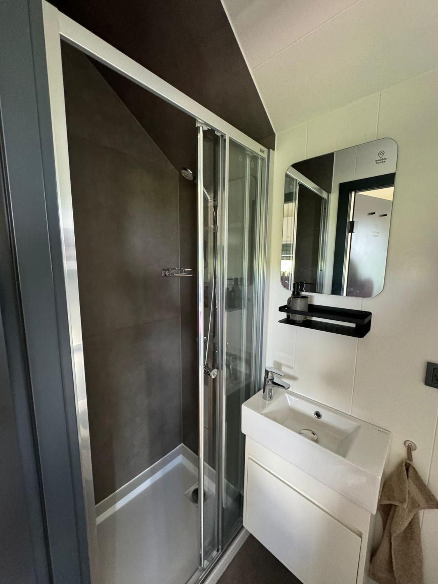 Tinyhouse Ochtendgloren Lodge